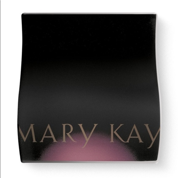 Mary Kay Mini Compact - Picture 2 of 3